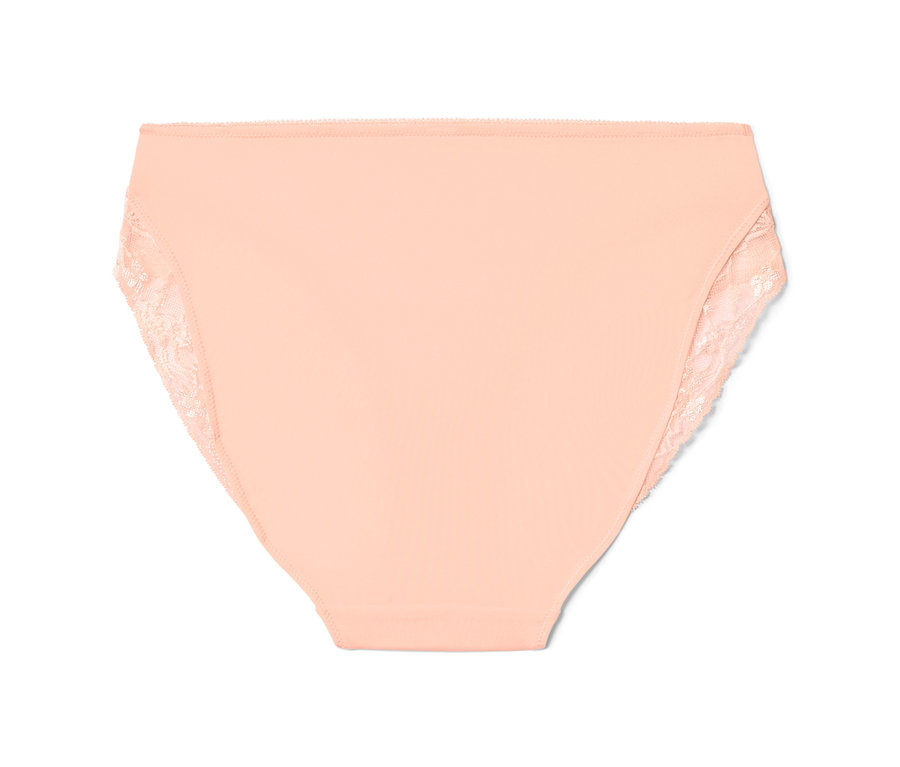 Slip mi-haut couleur pêche.