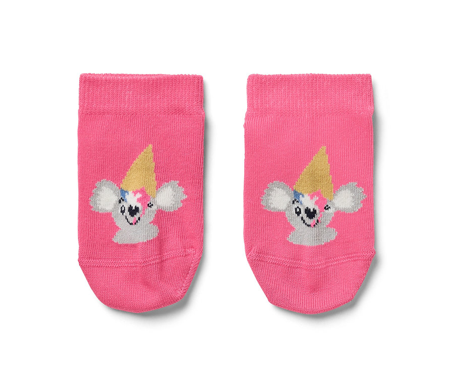 Deux chaussettes de basket pour enfants avec un motif de glace.