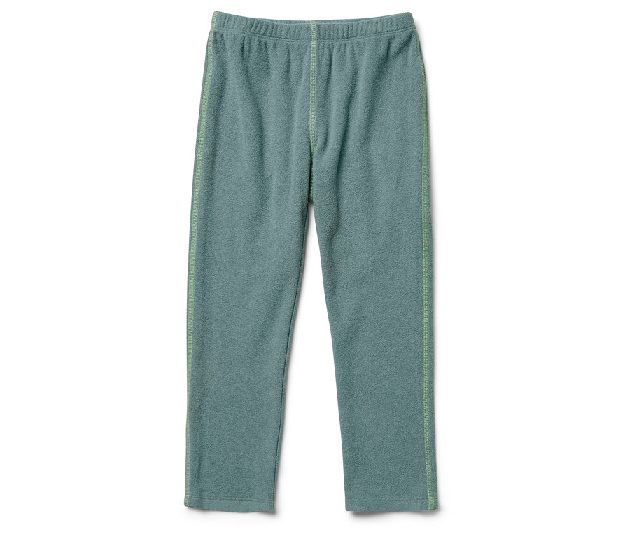 Un pantalon en polaire bleu-vert avec des bandes vert néon sur le côté des jambes de pantalon posé sur un fond blanc.