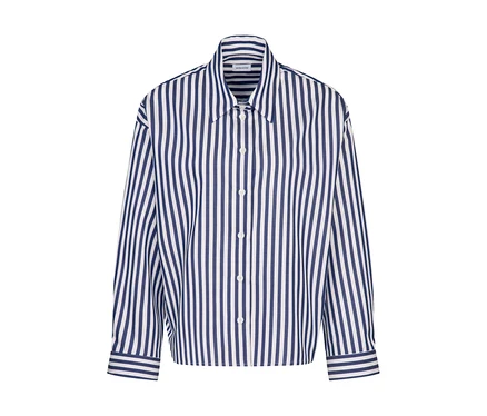 Blouse-chemise grande taille Seidensticker à rayures verticales bleu marine et blanches, avec col et boutons blancs.