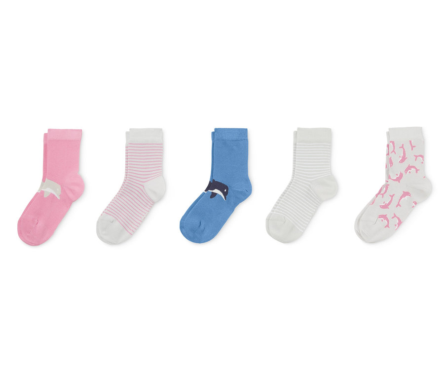 Cinq paires de chaussettes de différentes couleurs et motifs.