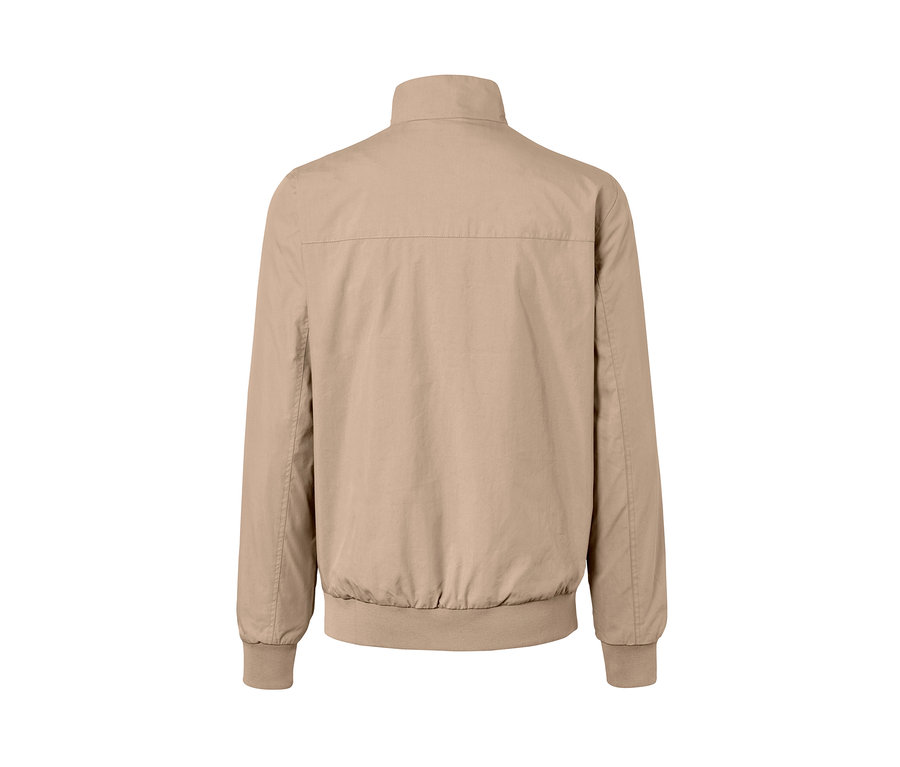 Vue arrière d'un blouson.