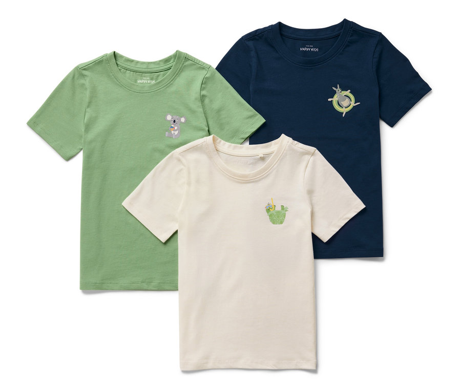 Trois t-shirts pour enfant : un vert avec un koala, un crème avec un crocodile et un bleu marine avec un kangourou.