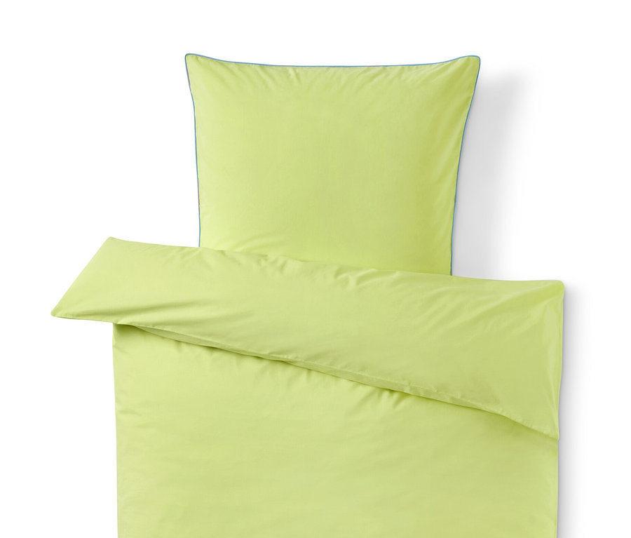 Parure de lit en renforcé jaune de taille standard comprenant une taie d'oreiller et une housse de couette.