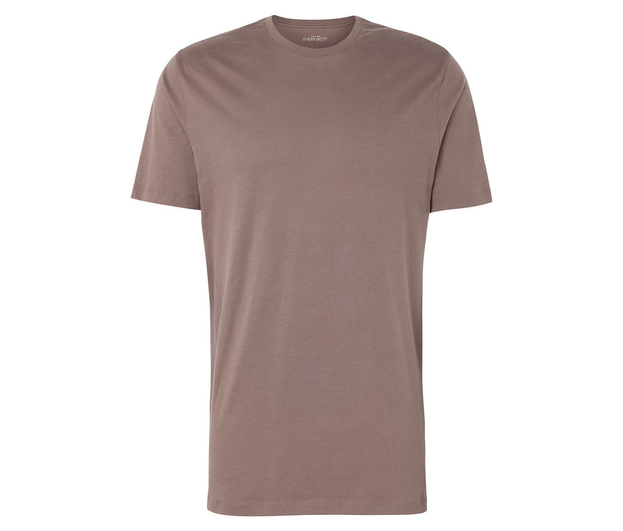 T-shirt marron à manches courtes.
