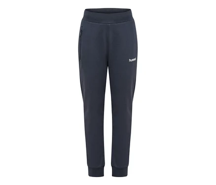 Pantalon taille haute hummel® « HMLJR Logo » bleu marine avec taille élastique, chevilles resserrées, poche zippée et logo blanc.