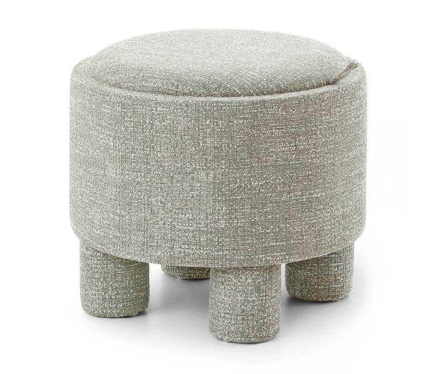 Tabouret rond rembourré en tissu texturé vert clair/gris, avec un dessus arrondi et trois pieds cylindriques courts.