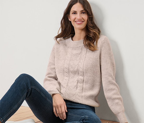 Pull en grosse maille a motif torsade 686564