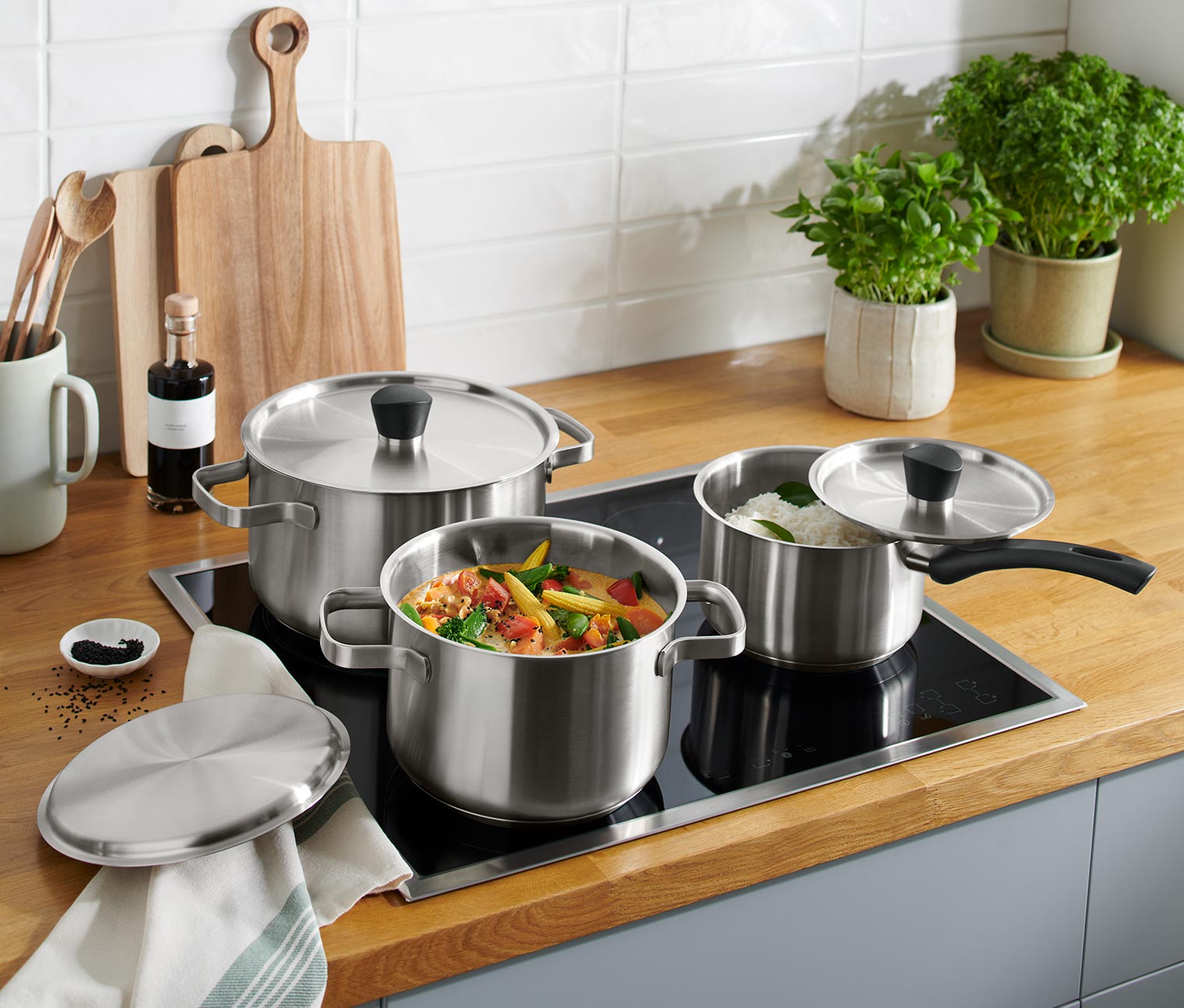 Ensemble de casseroles en inox