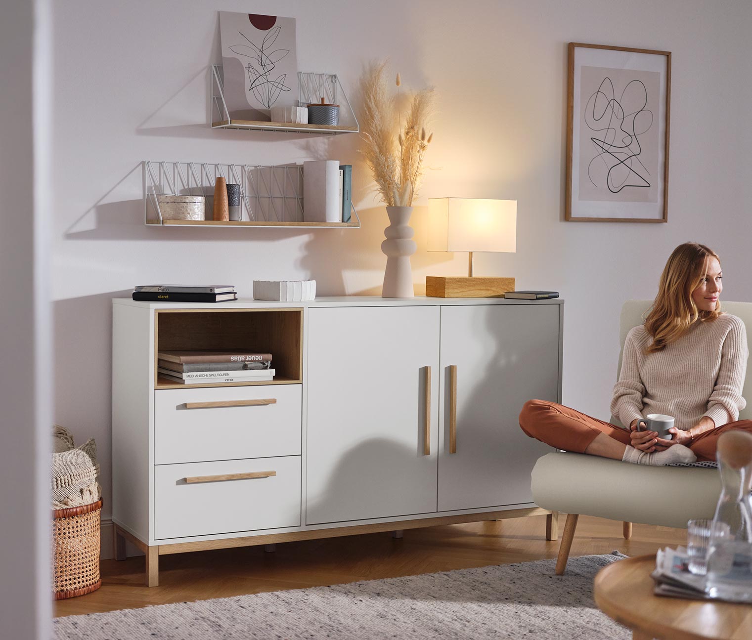 Buffet « Eklund » avec tiroirs et porte
