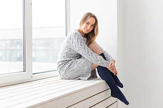 Elles vous tiennent bien chaud en hiver : robes en tricot douillettes.
