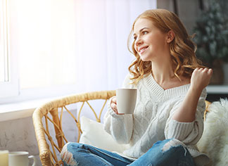 Confortable pour la maison: un pullover en tricot avec torsades pour cocooner.