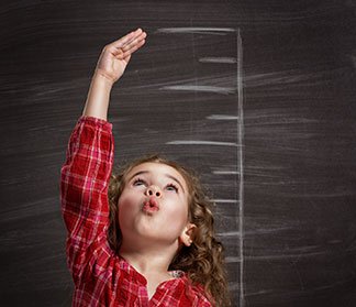 Avec notre tableau des tailles, vous trouverez rapidement la taille de votre enfant.