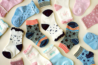 Le critère principal des chaussettes pour enfant est leur résistance.