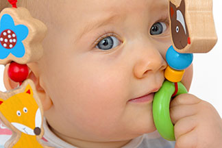 Cela vous garantit des jouets adaptés aux enfants ainsi qu'un traitement de haute qualité et des matières sans substances nocives.